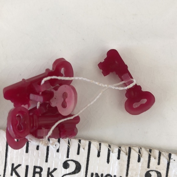 Vintage Key Buttons - Picture 6 of 7